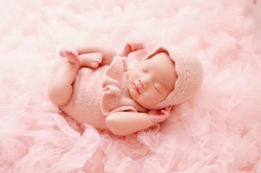 宁津宝宝下巴后缩